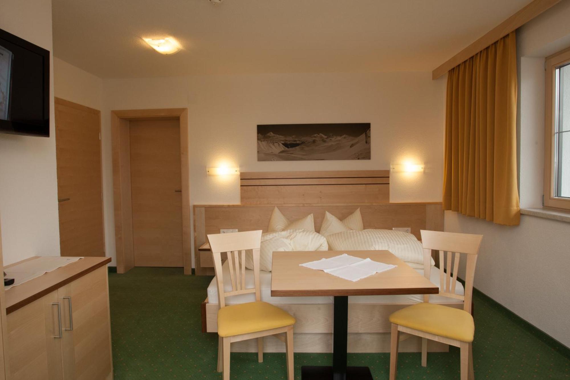 Haus Muehlbach Hotel Fiss Buitenkant foto